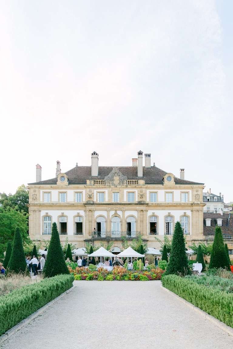 A view of the gardens during an outdoor cocktail hour at Hotel du Peyrou